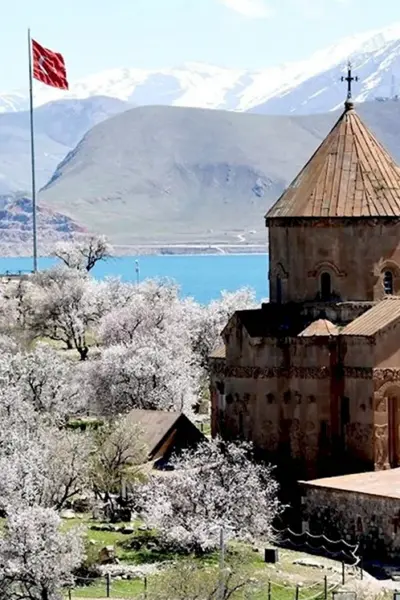 Армянская Церковь Ахтамар в Турции